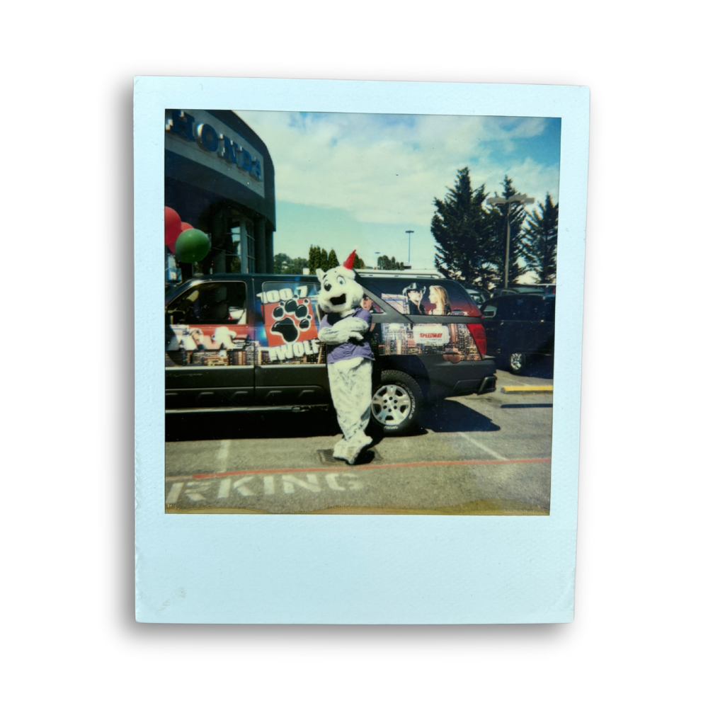 100.7 The Wolf SEATTLE Mascot Polaroid VTG