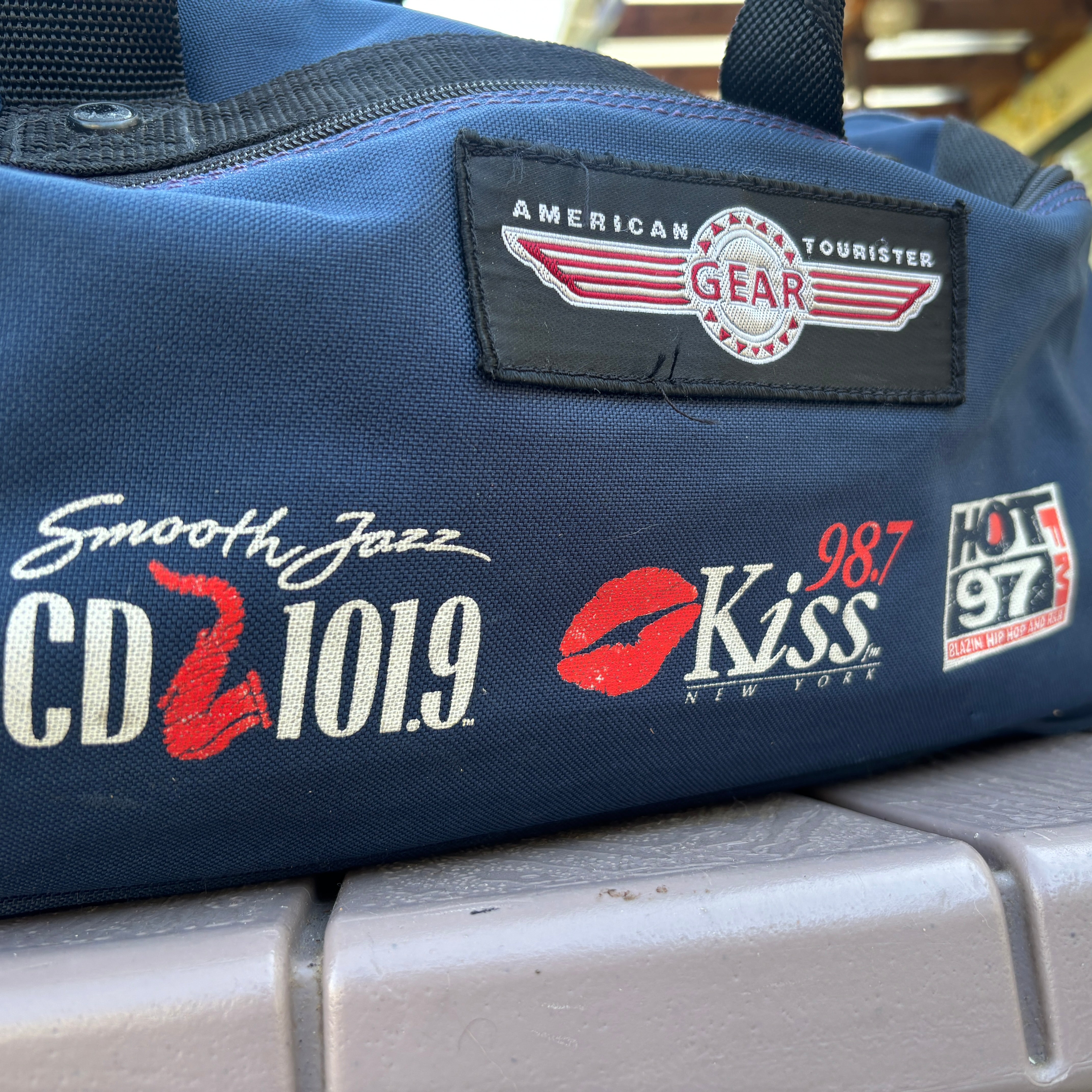 New York Emmis Radio Stations Duffle Bag VTG