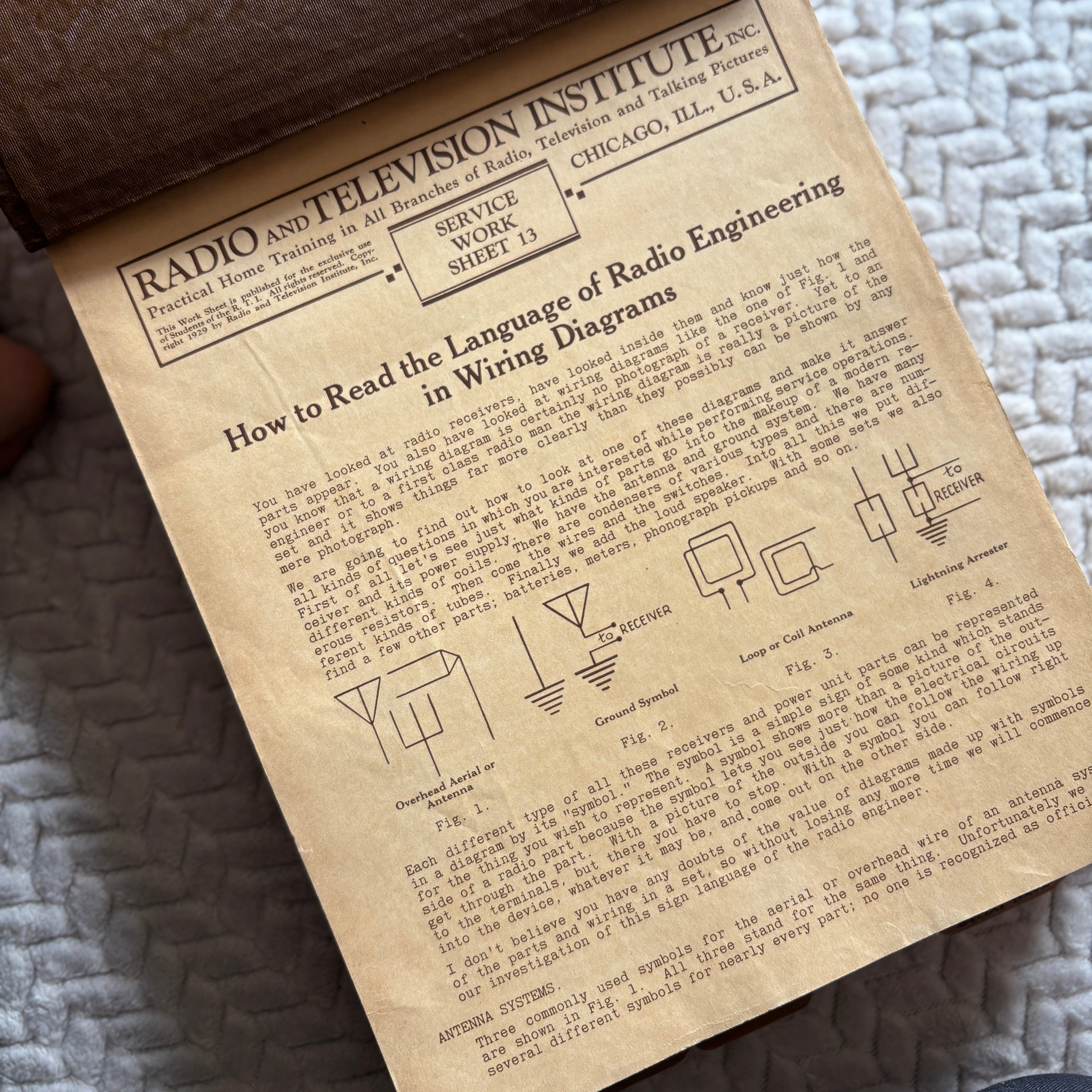 Radio and Television Institute Service Manual VTG