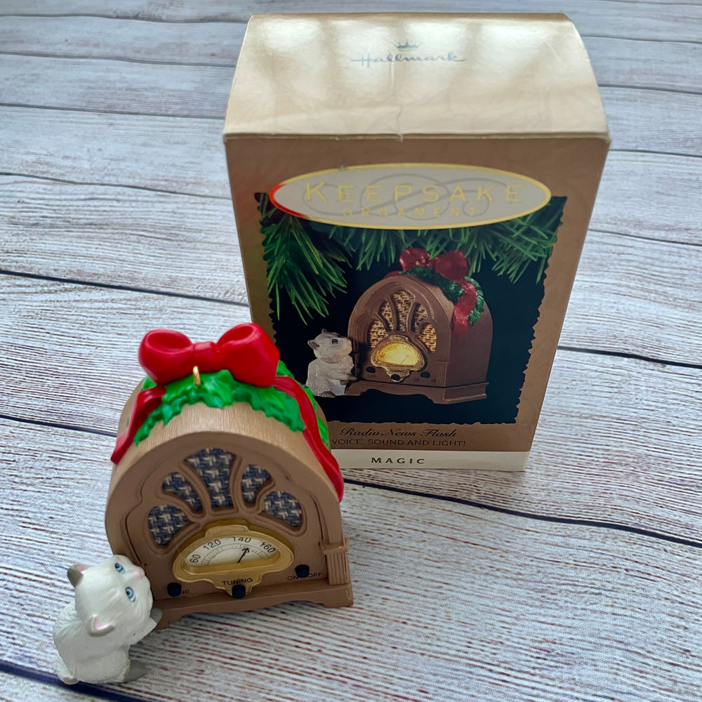 Vintage 1993 Hallmark Cat Holiday Ornament