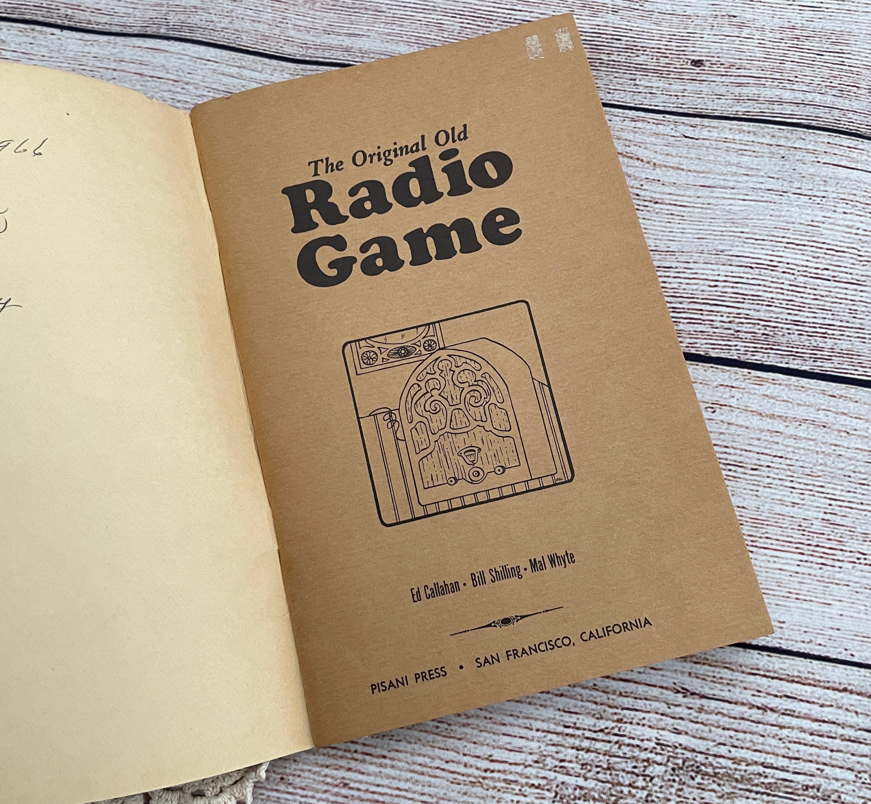 Radio Game 1960's Book VTG