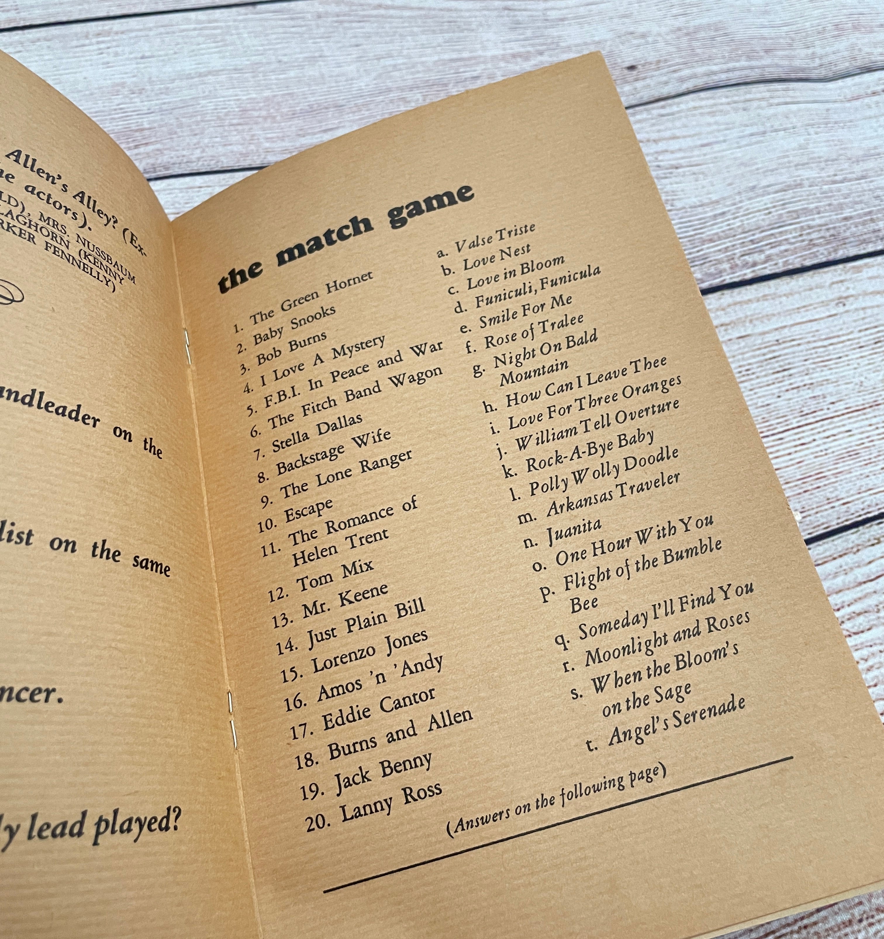 Radio Game 1960's Book VTG