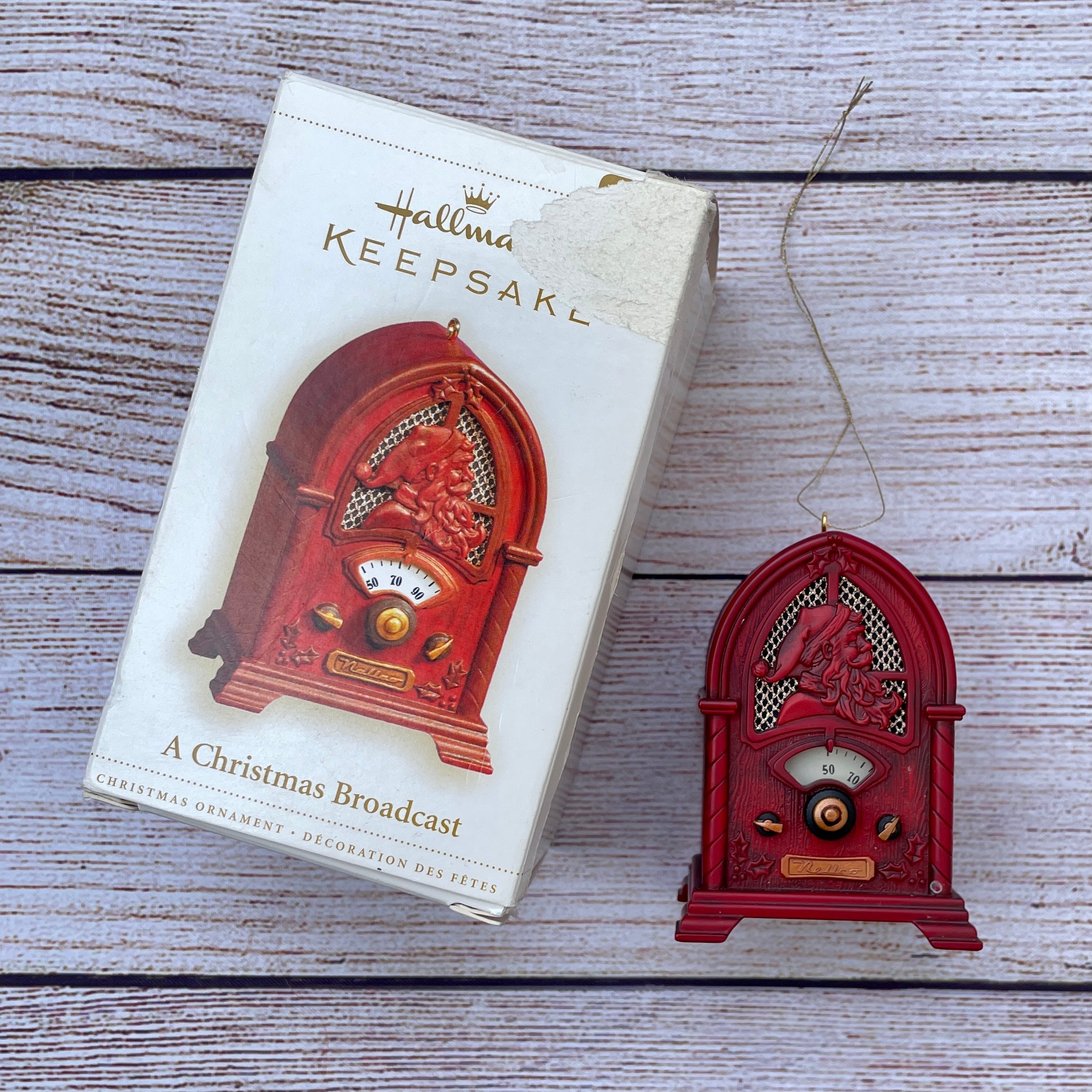 Hallmark Keepsake Ornament A Christmas Broadcast Radio