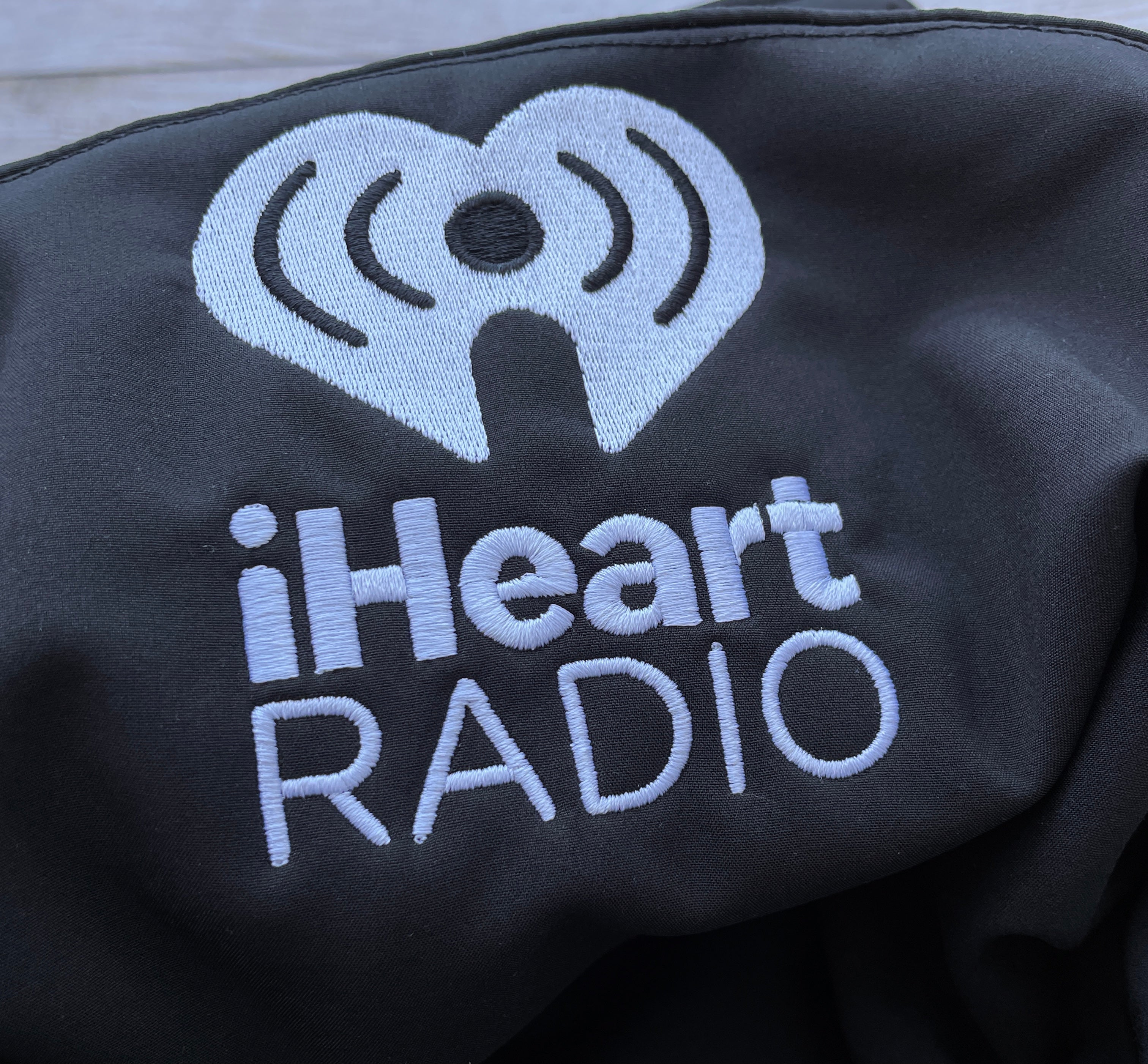 Pre-Owned NWT Z100 iHeart Radio Full Zip Jacket
