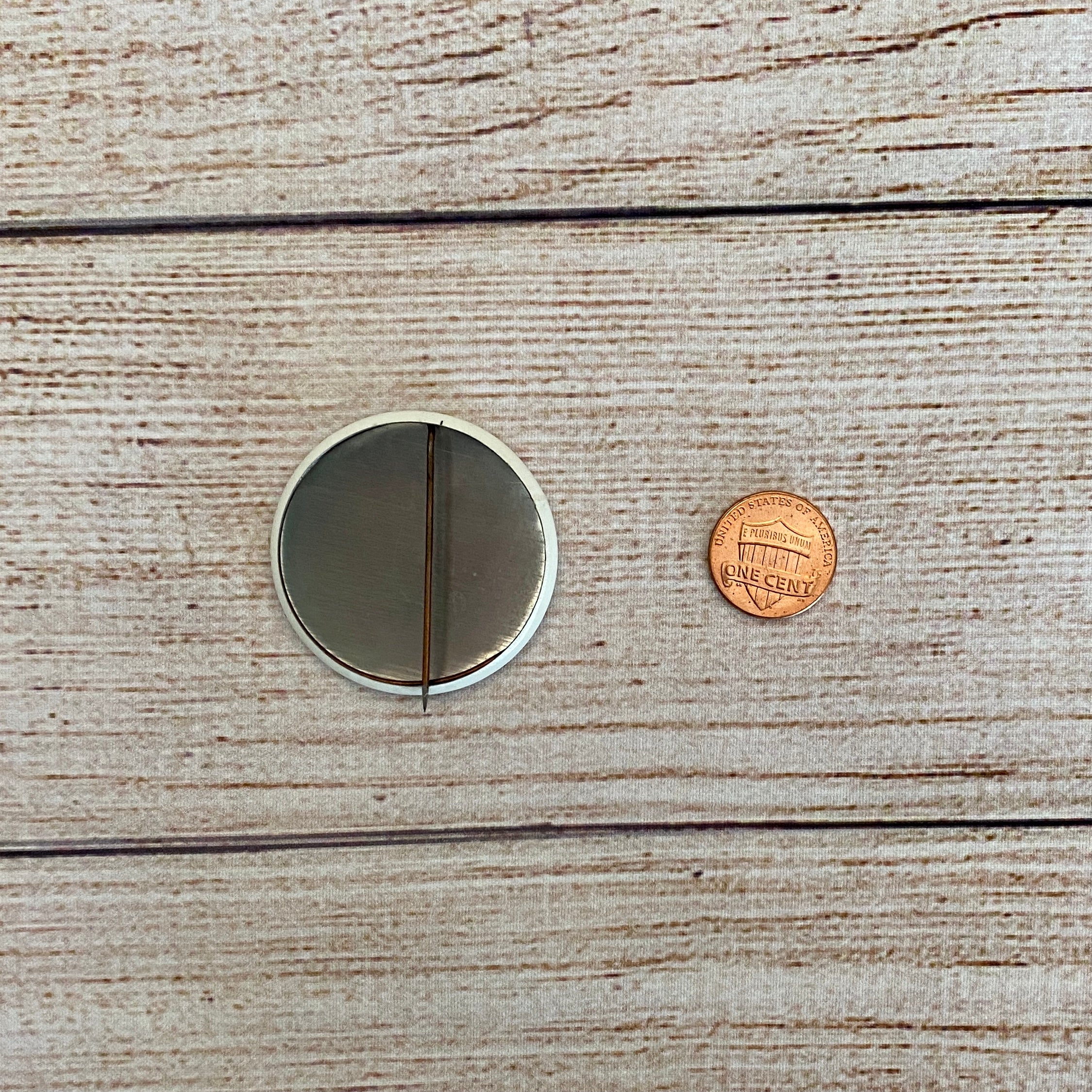 WAMZ back button white.jpg