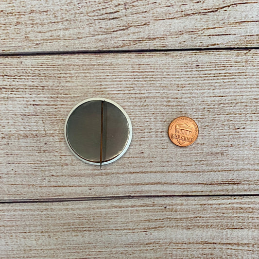 WAMZ back button white.jpg